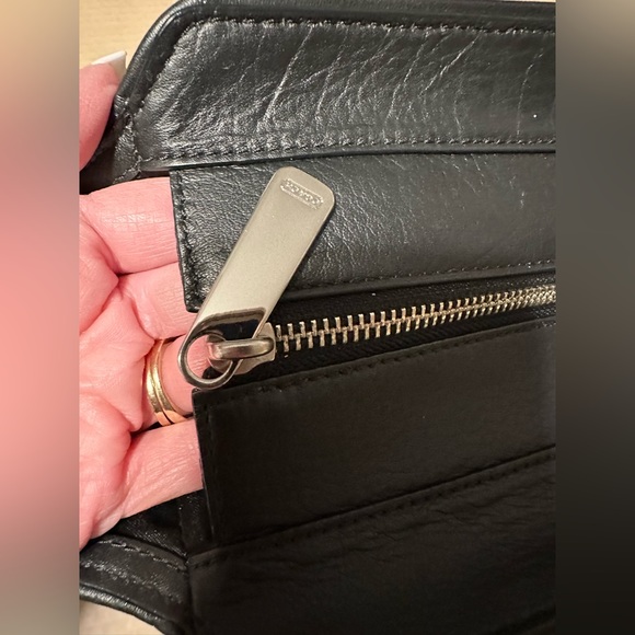 Authentic Coach Purse - Picture 6 of 14